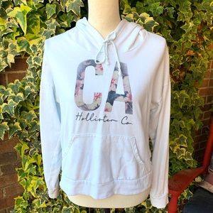 🧡 50% off bundles!  Hollister Sweatshirt like new!